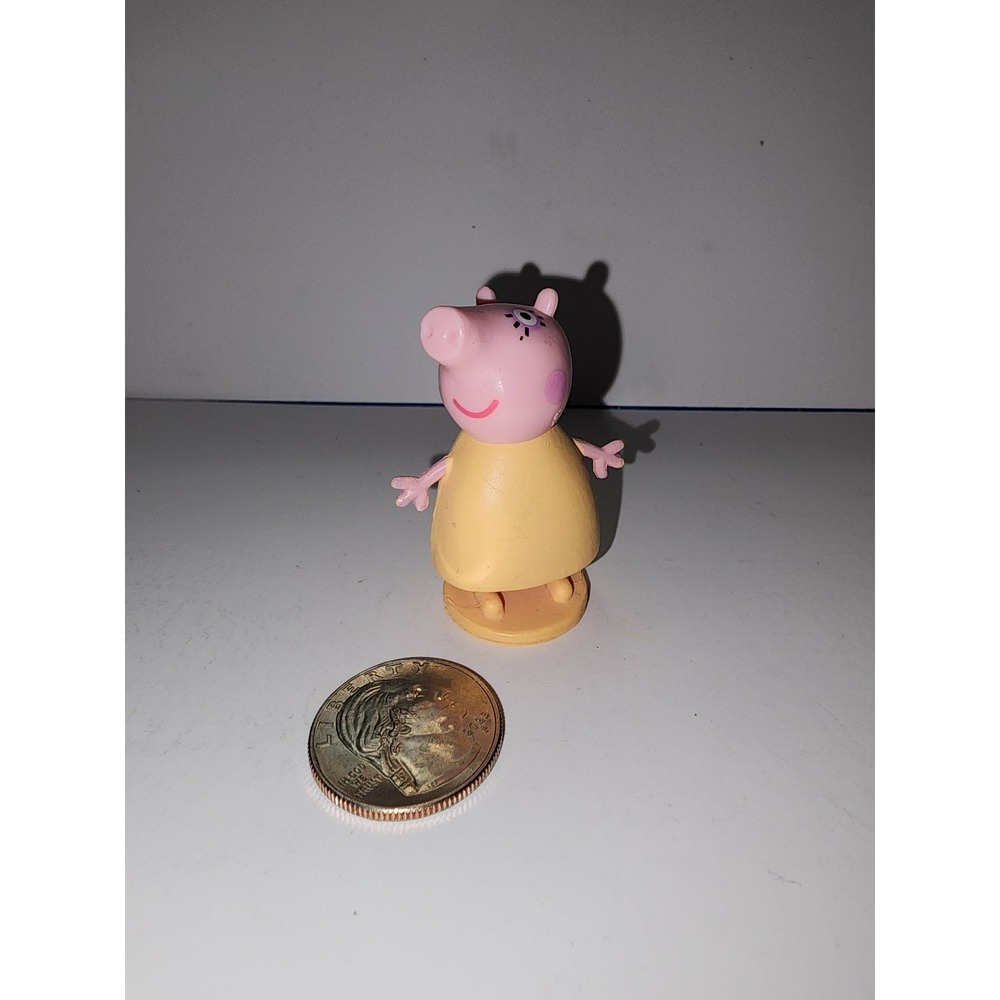 2003 Peppa Pig Mom Momma Mommy Figure